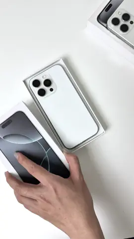 16 Pro silver titan cho người đẹp nào nè  Chỉ 21.490K  𓍯 𝑻𝒉𝒖 𝒄𝒖̃ 𝒍𝒆̂𝒏 𝒅𝒐̛̀𝒊  𓍯 𝑯𝒐̂̃ 𝒕𝒓𝒐̛̣ 𝒕𝒓𝒂̉ 𝒈𝒐́𝒑  𓍯 𝑳𝒂̃𝒊 𝒔𝒖𝒂̂́𝒕 𝒖̛𝒖 𝒅𝒂̃𝒊 𝒄𝒉𝒊̉ 𝒕𝒖̛̀ 𝟎,𝟗𝟗%  𓍯 𝑪𝒉𝒂𝒓𝒈𝒆 𝒕𝒉𝒆̉ 𝒕𝒊́𝒏 𝒅𝒖̣𝒏𝒈 𝒍.𝒂̃𝒊 𝒙𝒖𝒂̂́𝒕 𝟎.% #ataostore #iphone #videoviral #16pro 