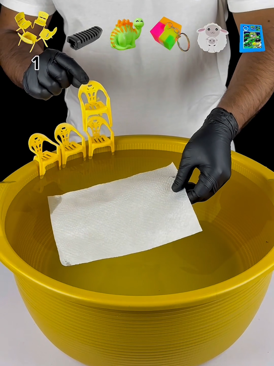 TRY TO GUESS HOW MANY PAPER WILL FLOAT? #experiment #waterexperiment #oddlysatisfying #asmr #asmrsatisfying #asmrvideo  #asmrsound #satisfyingvideos #asmrtiktoks #scienceexperiments #foryoupage #viralvideos #viraltiktokvideo #unitedstates #unitedkingdom #foruyou #fyp 
