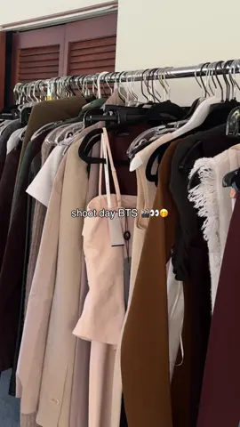 some BTS of our latest shoot in California 🤭 any guesses of what we shot? #uncommonjames #bts #shootday #behindthescenes 