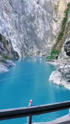 從洛韶一路衝下來，為了盡快通過這段路，不然就有可能被困在山上了！ #花蓮太魯閣 #堰塞湖 
