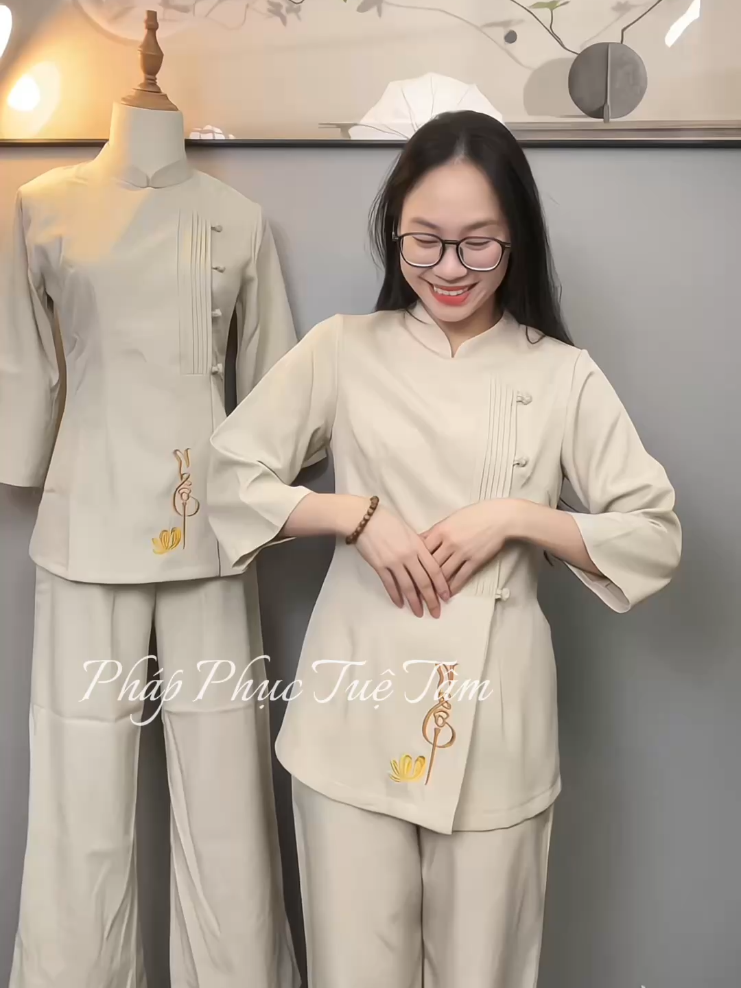 Pháp Phục Thêu Chữ Ngộ #foryou #phatphapnhiemmau #hocphatmoingay #phapphucdichua #phapphuctuetam #phapphucthietke #dolamdichua