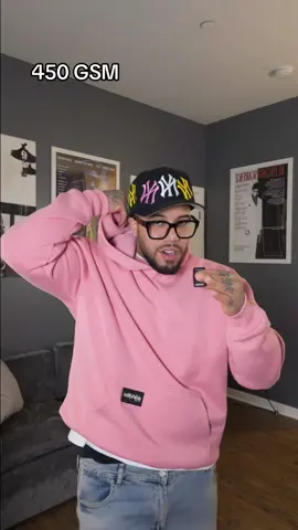 #shakawear #hoodieseason #hoodieszn #fashion #hoodies 