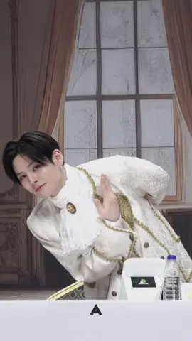 i got lost in prince yoshi’s heart 👑❤️‍🩹 #YOSHI #yoshinori #treasure_yg #트레저 #fyp  cr 1am_ber