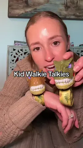 So fun for us to play with 🦖 #kidstoys #walkietalkie 