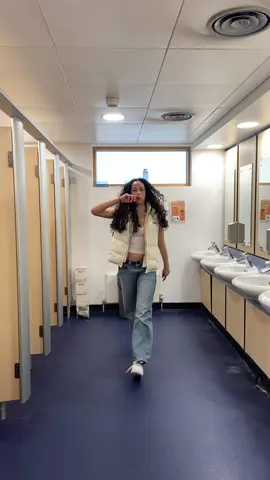 🐐x2 @maya @karolina 🌟 #dlaciebie #fyp #sixthform #tiffin #viral 