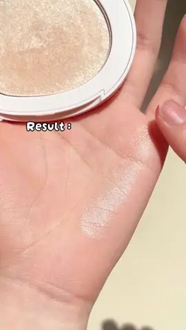 pake ini auto shinning shinmering 😍✨ #barenbliss #barenblissid #joyfulcleanbeauty #breakthemattelimit #lip                                                                    