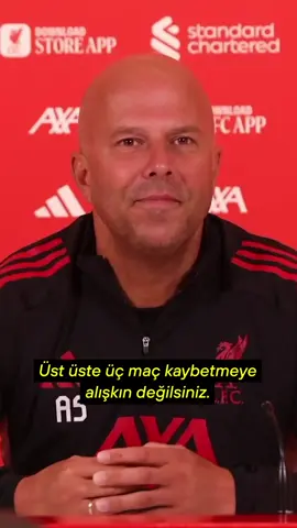 Aklı hala Galatasaray maçında… 👀 📌Liverpool Teknik Direktörü Arne Slot, kaybettikleri 3 maçın sorulması üzerine konuyu İstanbul’da iptal edilen penaltı kararına getirdi.