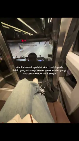 Ku pertegas lagi bukan harta,tahta dan tampannya, tapi cara dia memperlakukan ku🤍