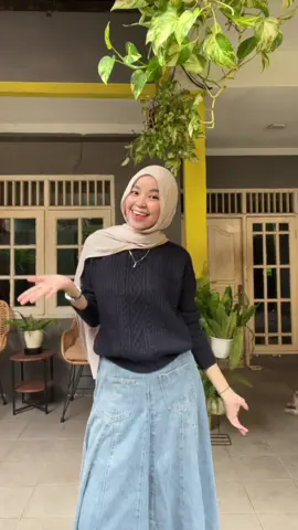rok gemas dari @lassiealpha 🥺🫰#outfitideas #fitcheck #ootdhijab #outfitinspo #rokjeans 