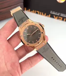 Hublot Classic King Gold 2025  Máy : myota 8215  Size : 38-42mm Dây cao su bọc da cao cấp  giá : 2.xxx  . BH : 2 năm