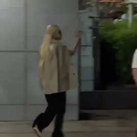 Rosé has safely arrived in Taiwan🇹🇼  #ROSÉ #BLACKPINK #DEADLINE #ROSIE #DEADLINE_IN_KAOHSIUNG 