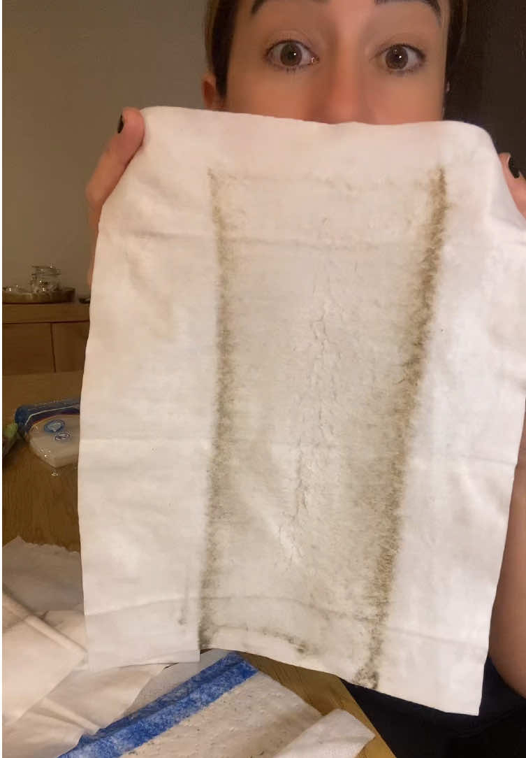 Este produto é essencial para uma limpeza rápida e eficaz das paredes da casa! 🫧🧼 #limpeza #dica #CleanTok #produtosdelimpeza #wallcleaning 