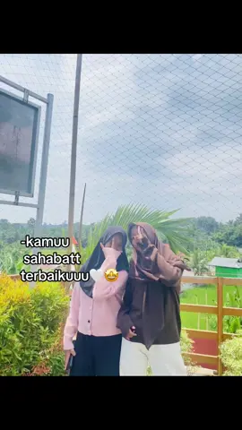 ☺️🫰@mndaa7 #sahabatsejati #potolive #fyppppppppppppppppppppppp #lewatberandafyp #bestfriend 