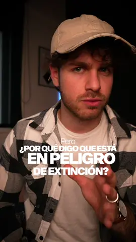 Ahora, digo que está en peligro de extinción porque literalmente no hay practicamente nadie que haga contenidos como el lo hace. Todos se centran en hacer videos para salir a vender algo rapidamente. El famoso “quiero crear una comunidad para venderles algo”. Clavero hace videos hace más de 10 años, y eso hizo que sea de la escuela del placer: de esos creadores que hacen por gusto, por transmitir, por compartir, y no solamente para ser viral y ganar dinero. La plata viene igual, la diferencia es que cuando haces videos solo por la plata, vas a perder lo más importante en el medio: tu identidad.  Seguime para mas contenido sobre marca personal y redes.#marcapersonal #comocrearcontenido #crearcontenido 