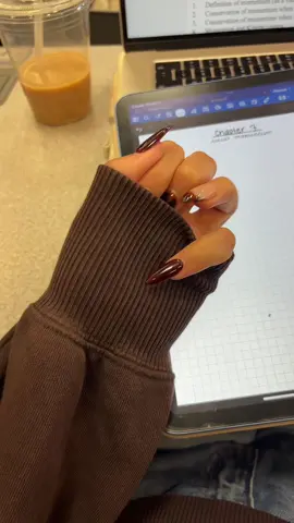 Tried to show off my nails 😔 #fyp #nailcheck #prettynails 