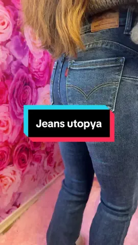 J’en ai 5 au total de cette marque et je suis trop fan ! 😍 ça ne baille pas à la taille, c’est troooooop bien 😊  @Utopya Shop  #tiktokshop #jeans #outfit #look #outfitinspo 