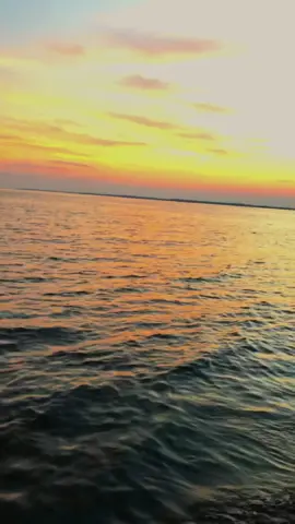 Sunset with you kapan?🤣 #sunset #pantaisetasetaluwuutara 