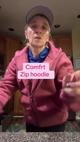 #comfrthoodie #comfrtzipuphoodie #comfrttravelessentialshoodie 