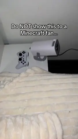 I’m in love with this projector ☺️ #Minecraft #cozy #falltok #cozyvibes 