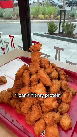 Χτυπήσαμε τα macro μας και σήμερα 💪#kfc #kfcgr 