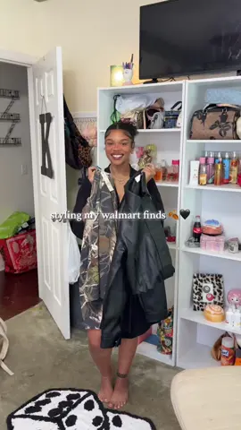Another day another @Walmart outfit 🖤 so happpy it’s finally cooling off! #walmart #walmartfinds #walmartfashion #walmartoutfits #fyp 