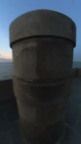 le corsaire un peu malade ce soir  vous souhaitant un très bon weekend même 🙏🥰✌️ restez sage et prenez soins de vous surtout 💪🙏✌️#bzh #saintmalo 