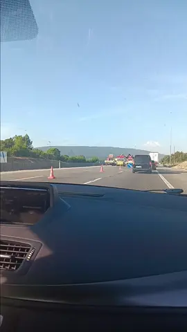 Acidente A1 - sentido lisboa/ porto 20 km's de fila 😱😱 #a1 #acidente #camiao 