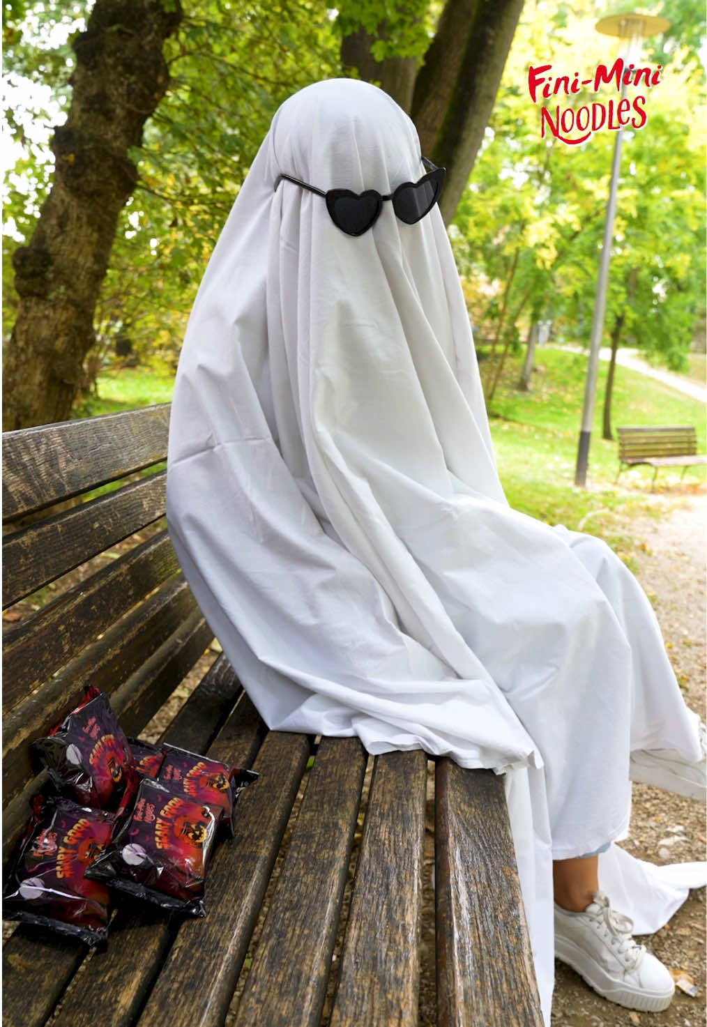 Nama nisi nevidljiv, ali izađi na svjetlost kao novi, strašno dobar Scary Good Fini-Mini Noodles 👻 Jeste li ga već probali? 🍜♥️ #finimininoodles #finimini #scarygood #ghosttrend #ghostphotoshoot 