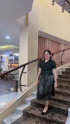 #gaunmewah#gaunmurah#fadfadindonesia #fypシ゚viral🖤tiktok☆♡ 