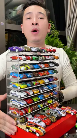 Hộp Ô Tô Kim Loại Chạy Bánh Đà, Đồ Chơi Cho Bé 