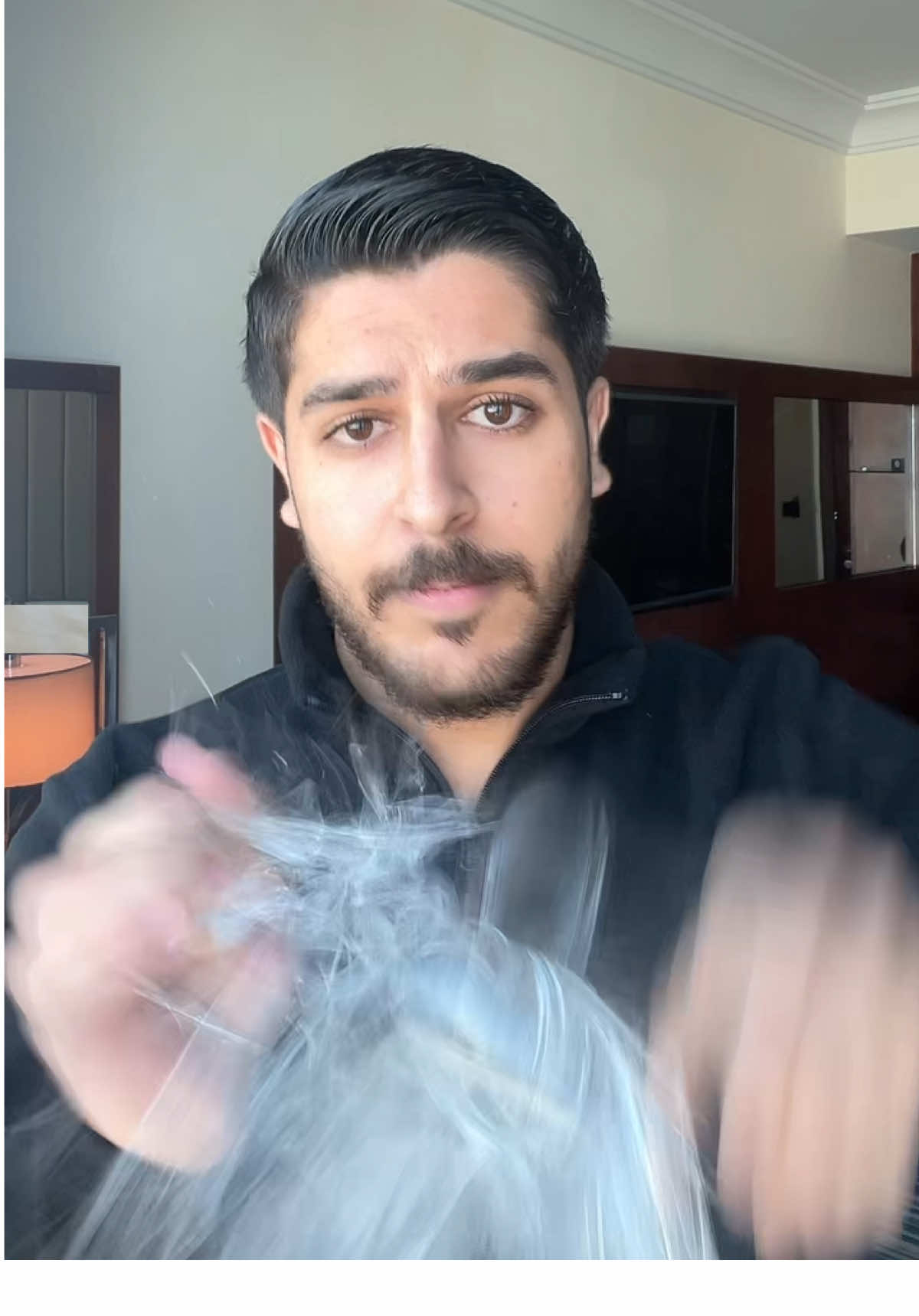 ما سويتله شي 🤷🏻‍♂️، فكرة @Ahmed.voice2   #contentcreator #اكسبلور #fyp 