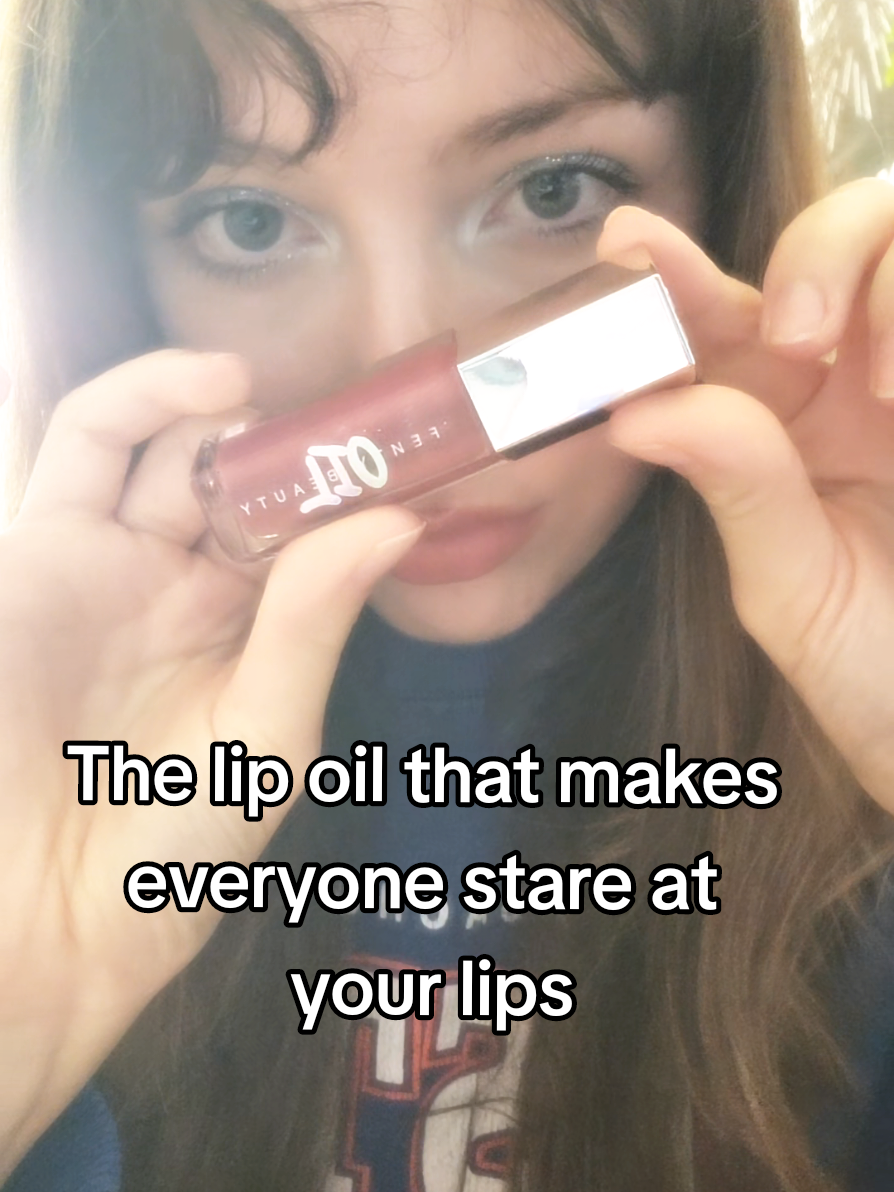 + it doesn't feel sticky! The @Fenty Beauty gloss are my favs  #gloss #makeup #fentybeauty #lippies #pink 