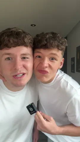 We are NOT twins #fyp #brothers 