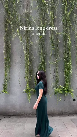Emerald elegant 💚 #hanafashionshop #dress #dresskondangan #dresscantik #atasanwanitamurah 