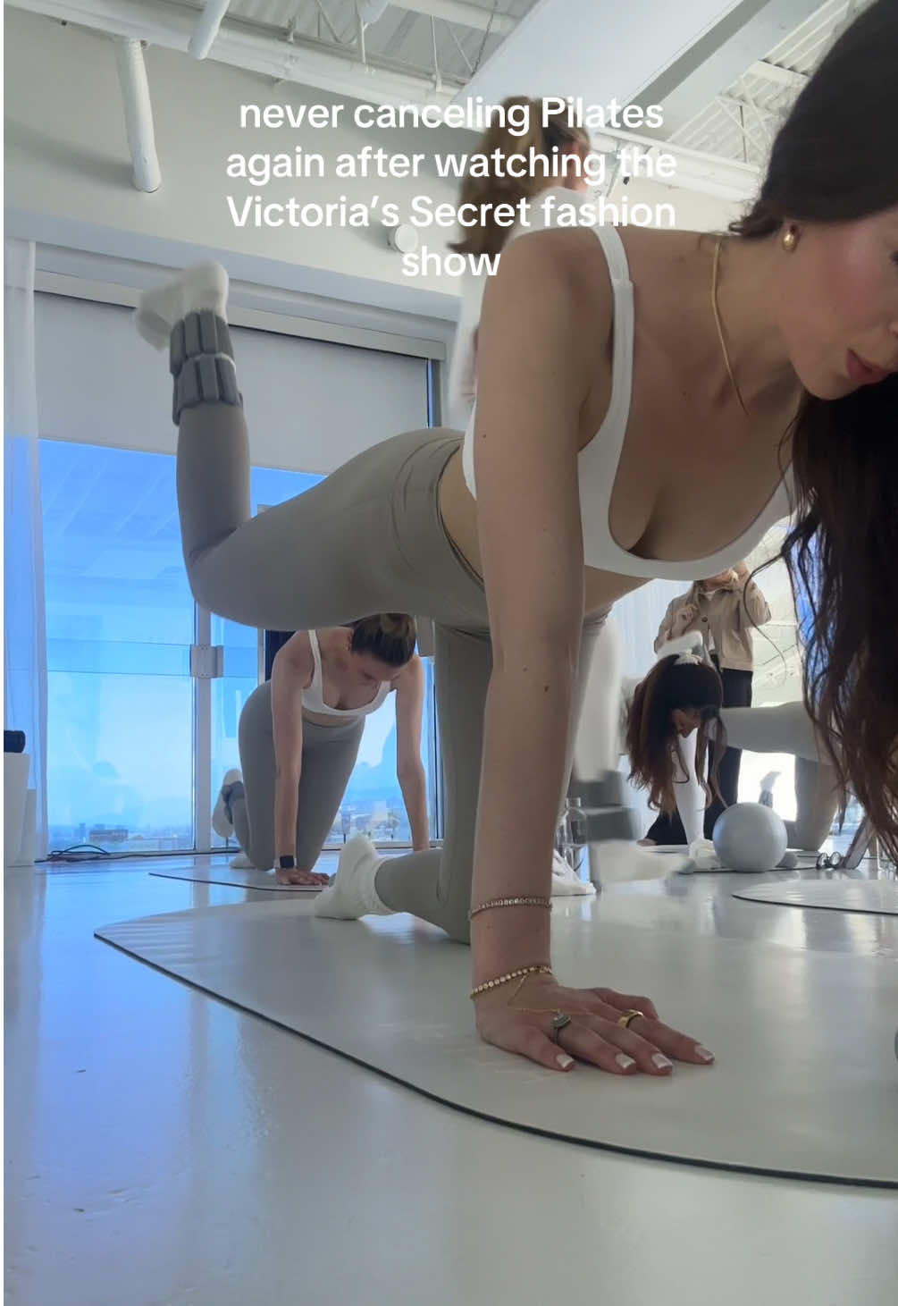 the best workout motivation #victoriassecret #vsfashionshow #victoriassecretfashionshow #pilates #vsfashionshow2025 