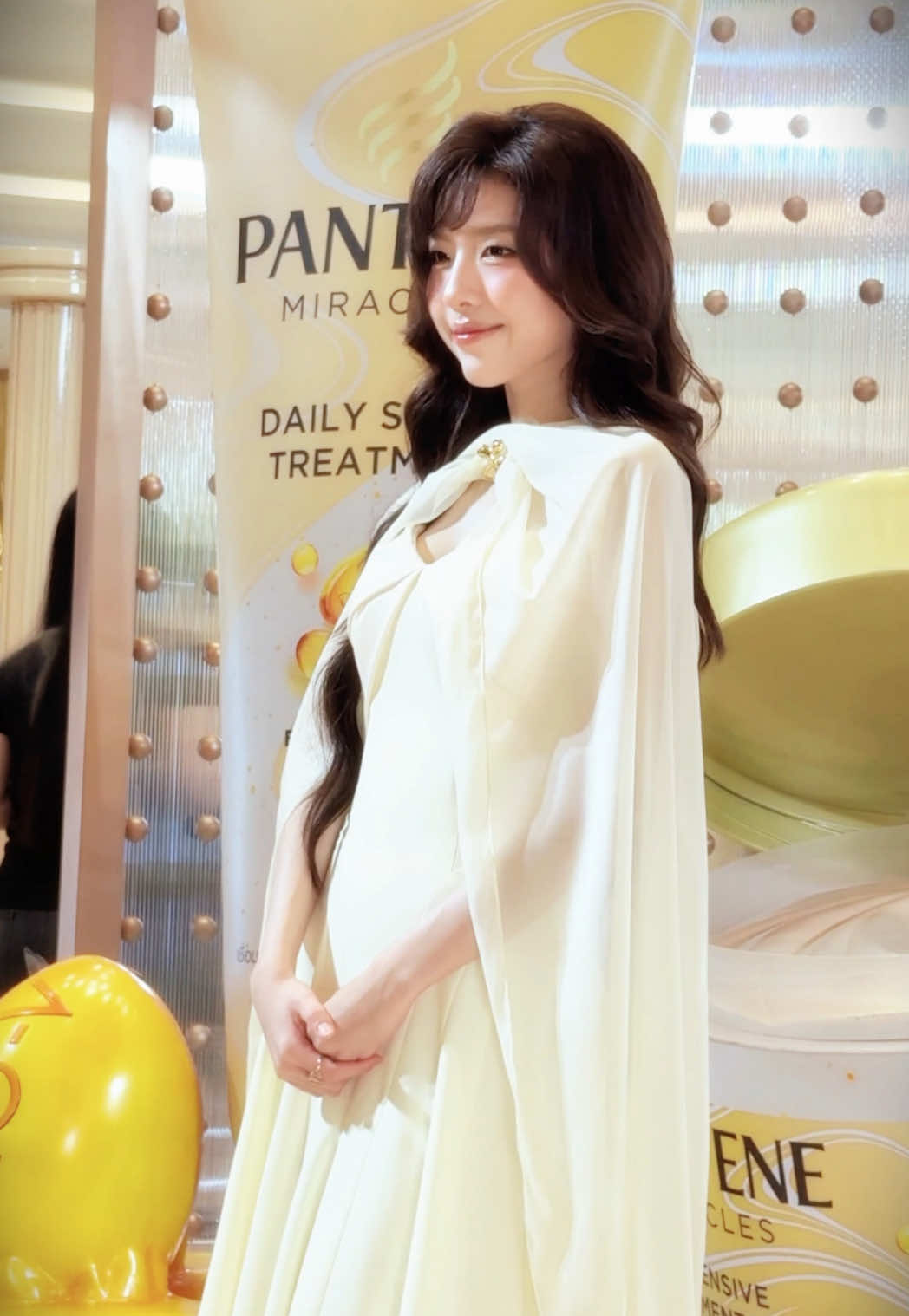 #LAMOON #Pantene hôm nay đưa em mái mới đi sự kiện 🥰