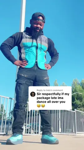 Replying to @Inés Holup✋🏾😅  Dc @me #vibes #danceislife #amazondelivery #amazondancer #happyfriday 