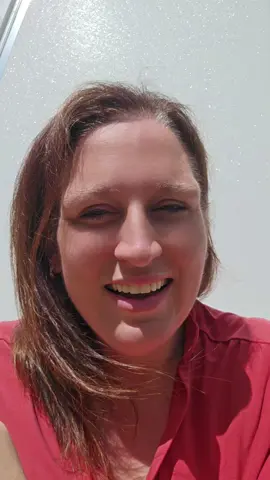 The animals ALWAYS come here. I've had a longhorn cow, a pig, a sheep, several chickens, 3 dogs, and 4 cats. whhyyyyy?? #animals #safe haven #kindafunny