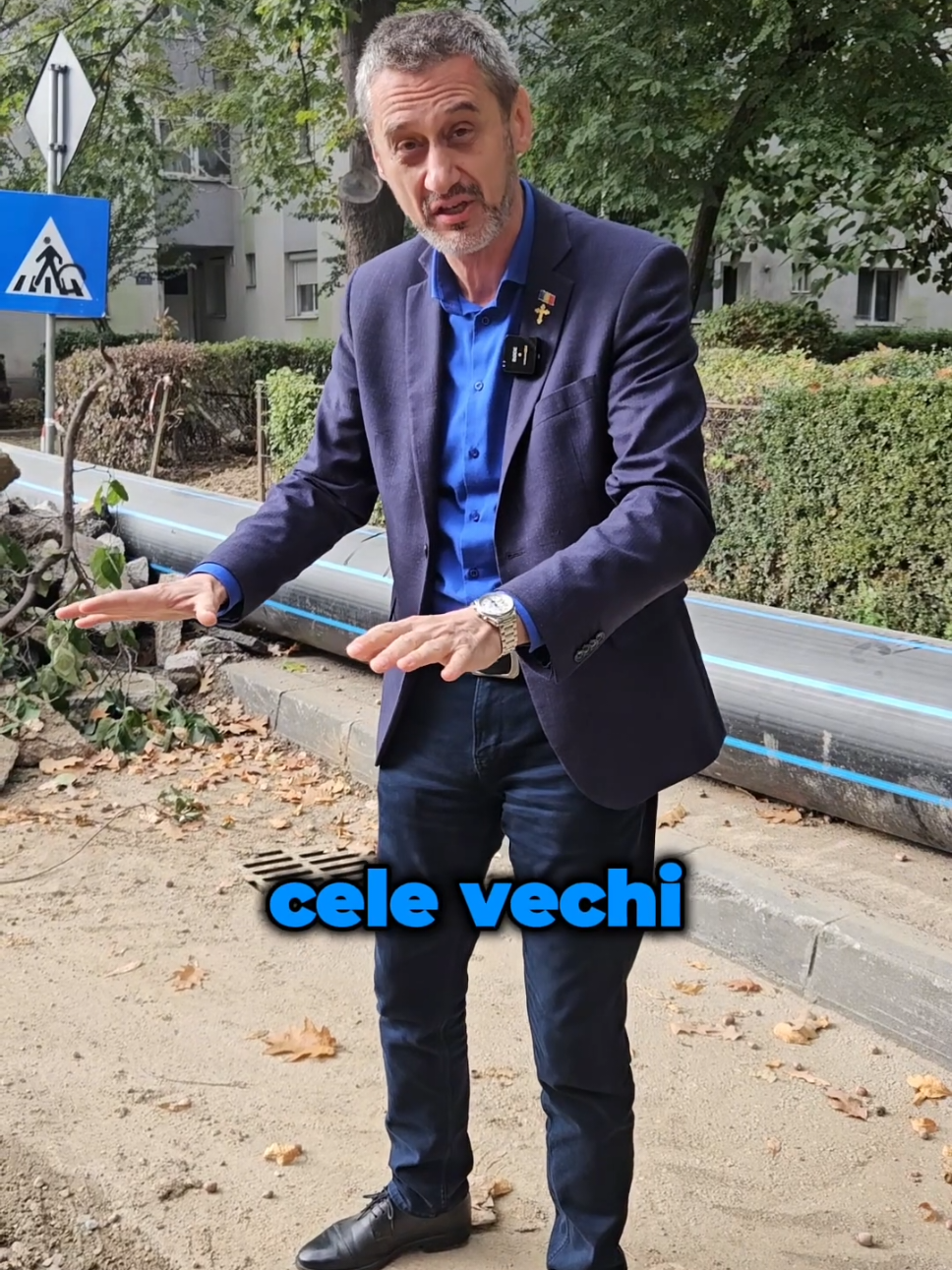 de ce și până când arată străzile din Slatina ca după bombardament?  #impreunaputem