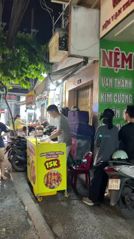 Khách nhà em được cái ai cũng dễ thương 🫣 #banhtrangnuongmamruoc 