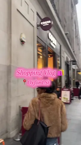 Come shopping with me 🛍️💅🏼  #newinprimark #shoppinghaul #shopwithme #girlsday #oxfordstreet @Primark @KIKO Milano @Costa Coffee @UNIQLO Europe 