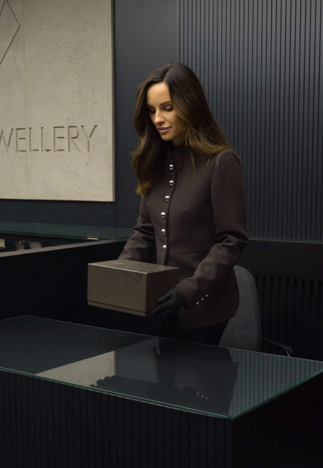 Zegarek, który mówi więcej niż tysiąc słów… 🌟 Przedstawiamy Patek Philippe Nautilus w różowym złocie z brązową tarczą – idealna harmonia 🤎 #patekphilippe #patekphilippenautilus #patekphilippewatches 