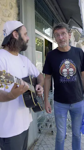 regardez qui j’ai croisé dans la rue improbable pas vrai la team? 