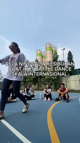 Ga sia sia seseru itu bisa ikut battle dance skala internasional next kita ikutan lagi guys 💪🏼🥳🤗🫠🤣😭🥺#dance #fyp #sunscreenwaterproof #sunscreenringantransparan #sunscreenviral