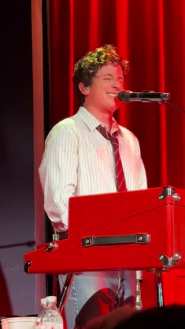 Don’t Beat Yourself Up @Charlie Puth #dontbeatyourselfup #whateversclever #charlieputh #bluenotejazzclub #losangeles 