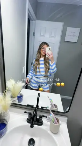 Goodness this song is on repeat in my head & I LOVE it!! 🥰🥰🥰🥰  #fyp#MomsofTikTok#youngmom#taylorswift#momsbelike