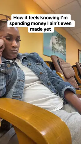 I hope my clients don’t cancel #salonlife #salonhumor #saloncomedy #stylisthumor #stylistproblems  