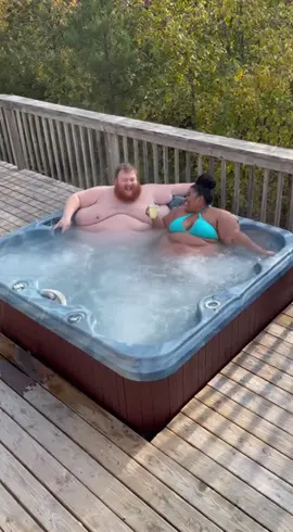 Did he poo? #roadto10k #likefollowshareandcomment #footlongtv #viral #earthquake 