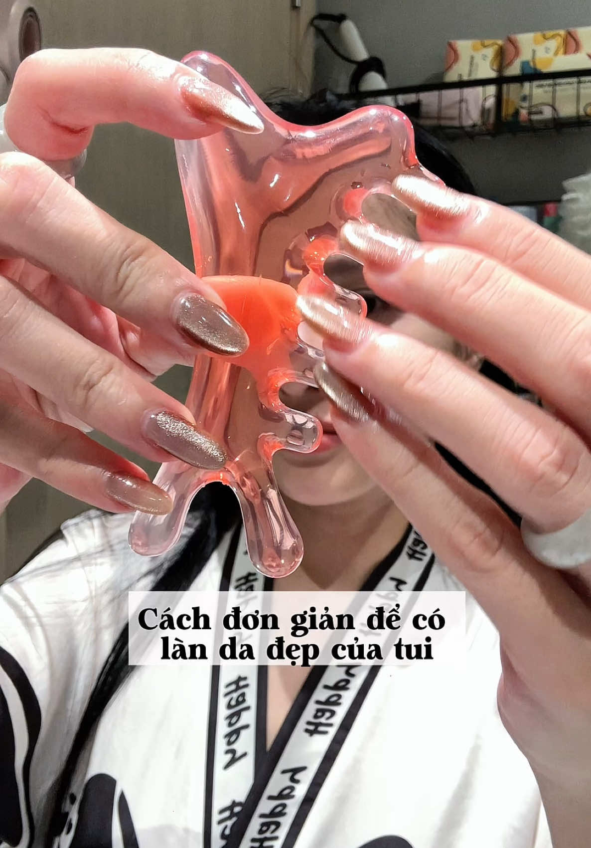 Muốn da đẹp thì phải chăm nhaa #ellymet5 #massagemat #guasha #dungcumassagemat #trehoada 