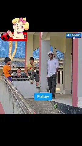 নরসিংদীতে ৫ শিক্ষার্থীকে পড়িয়েছে ১৩ জন শিক্ষক, সবাই ফেইল! -------- ঘটনা নরসিংদীর রায়পুরা উপজেলার মোছলেহ উদ্দিন ভূইয়া কলেজের। এবারের এইচএসসি পরীক্ষার ফলাফলে ৫ জন শিক্ষার্থীকে ১৩ জন শিক্ষক মিলে পড়িয়েও ১ জনকেও পাশ করাতে পারলো না। স্থানীয়রা বলছে, লেখাপড়ার বদলে ছাত্র-ছাত্রীরা টিকটক করে। যে কারনে সবাই ফেইল করেছে।